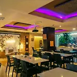 Caesar\'S Park Hotel