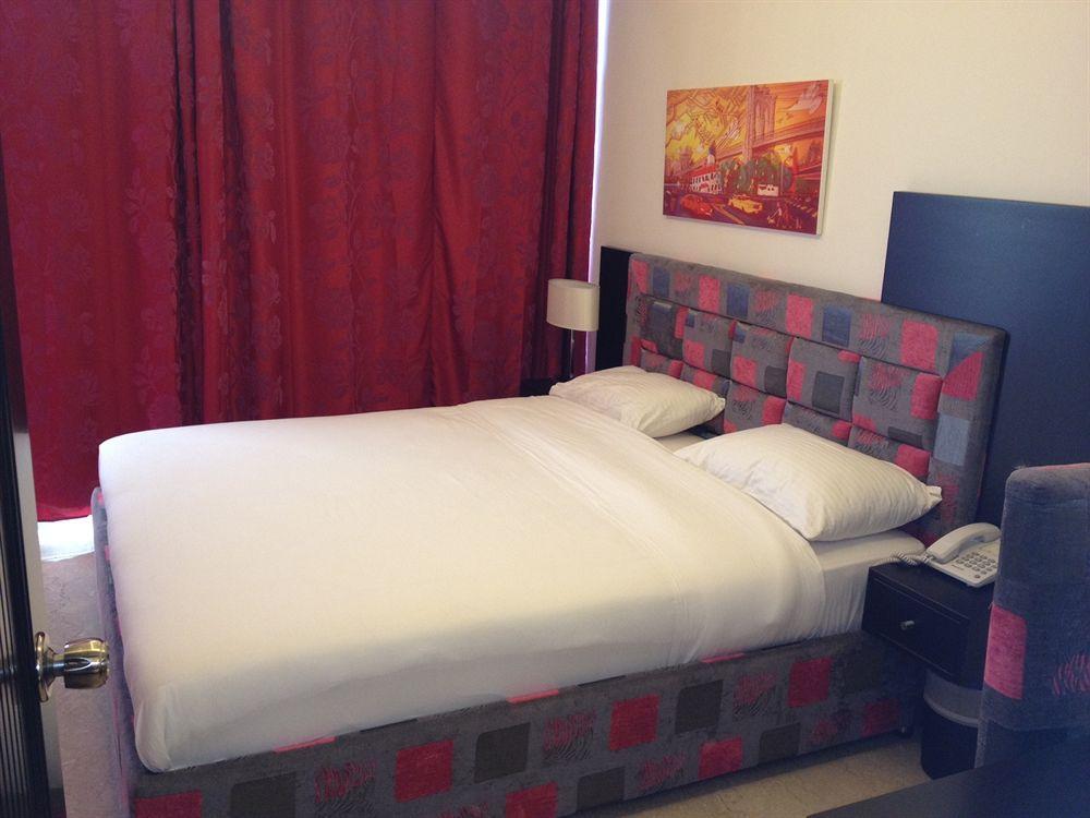 Caesar's Park 4*